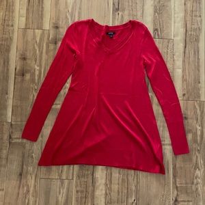 Women’s apt 9 red tunic sweater. Size xs. Like new. Only worn once or twice.